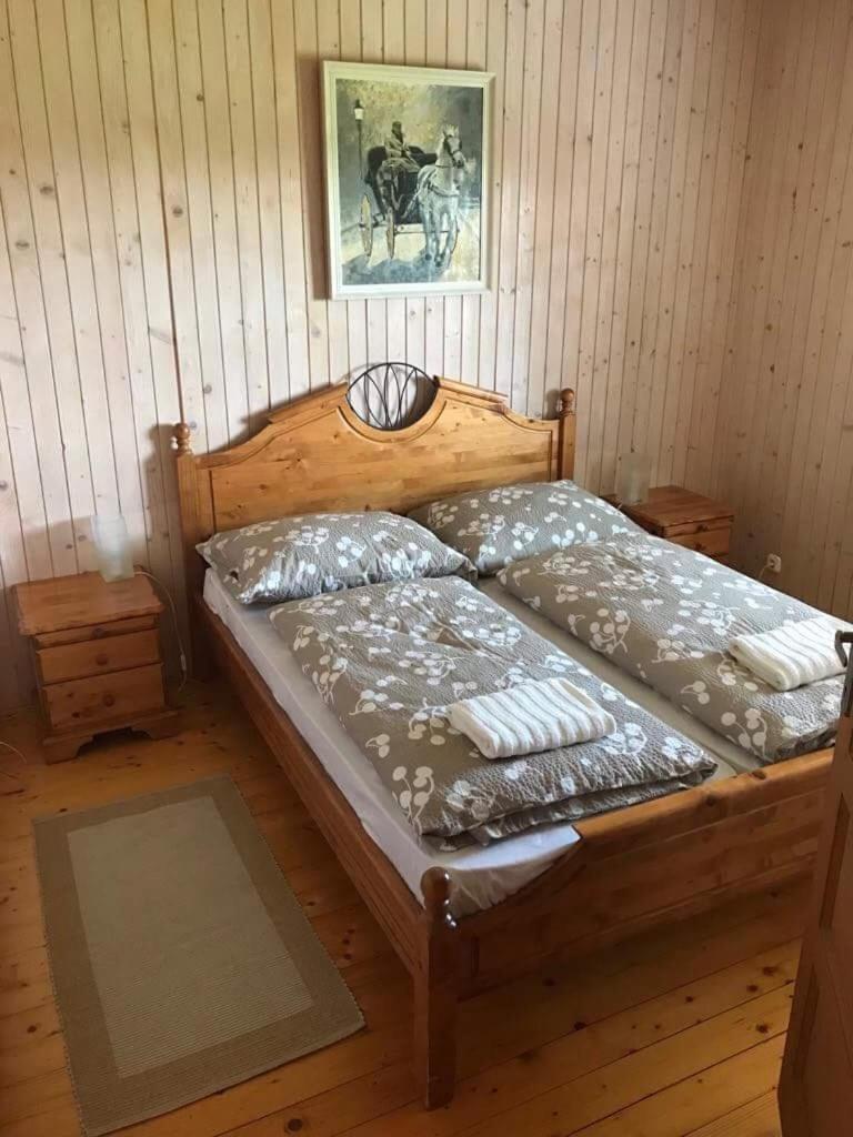 شقة Mezesfeszer Apartman Cserkút المظهر الخارجي الصورة